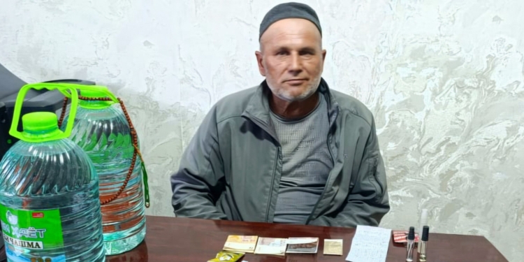 В Душанбе мужчину оштрафовали за гадание и колдовство
