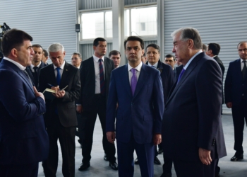 В Душанбе запустили производство газоблоков и напитков, а также объявили о планах строительства нового кондитерского завода