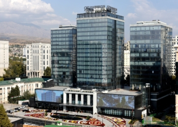 Эмомали Рахмон открыл пятизвёздочную гостиницу Radisson Collection Dushanbe в Душанбе