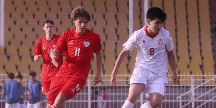 Юношеская сборная Таджикистана (U-17) уступила команде России в первом товарищеском матче